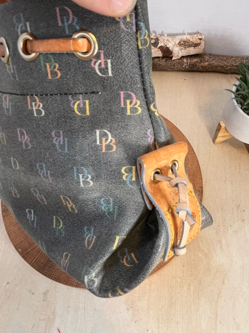 Vintage Dooney & Bourke All Weather Leather Satchel Brown Tan Brass Duck Fob - Picture 16 of 16